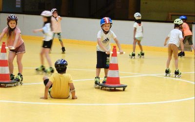 Probier den Rollschuh beim freien Rollschuhfahren in der Stadthalle