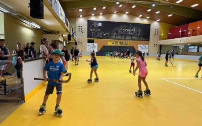 Stadthalle im Ausnahmezustand: Spielefest lockte hunderte rollschuhbegeisterte Kinder an